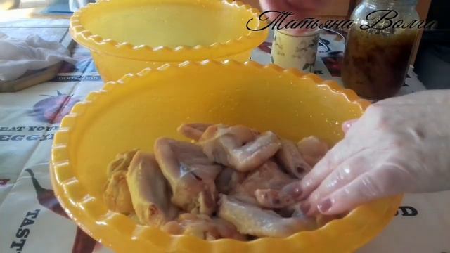 Как сделать очень вкусный и нежный шашлык из куриных крылышек