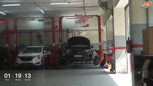 Mahindra XUV700 ka Shocking Service! смотреть онлайн