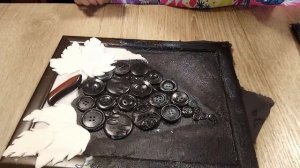 Куда применить старые пуговицы