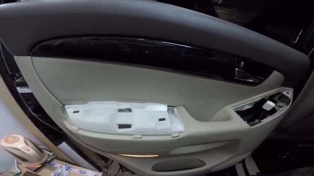 Toyota Land Cruiser 120 disassembly door (разборка двери) смотреть онлайн