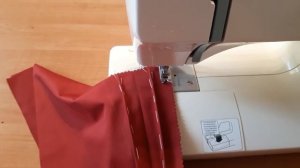 Шлица с веерными складками. Обработка декоративного элемента в юбке.mp4