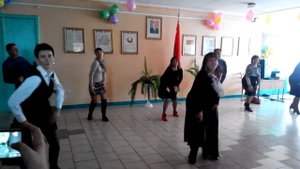 Флешмоб учителей в школе Дружного