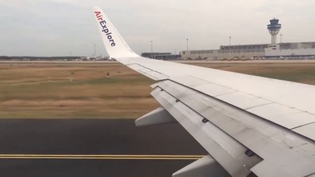 Air Explore Boeing B737-8Q8/WL OM-FEX • Landing at Cologne/Bonn Airport (CGN/EDDK) смотреть онлайн