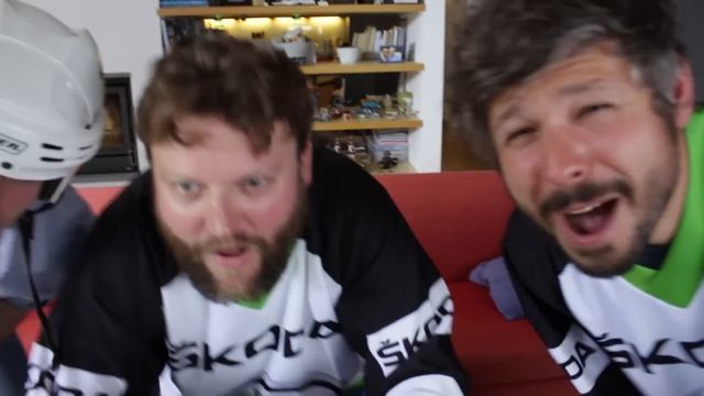 Mad for hockey смотреть онлайн