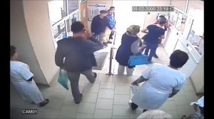 Мужчина сильно порезался