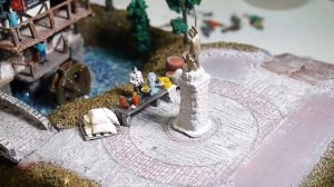 ДИОРАМА СТАРЫЙ ГОРОД /  Водяная мельница и Замок - ратуша на площади /