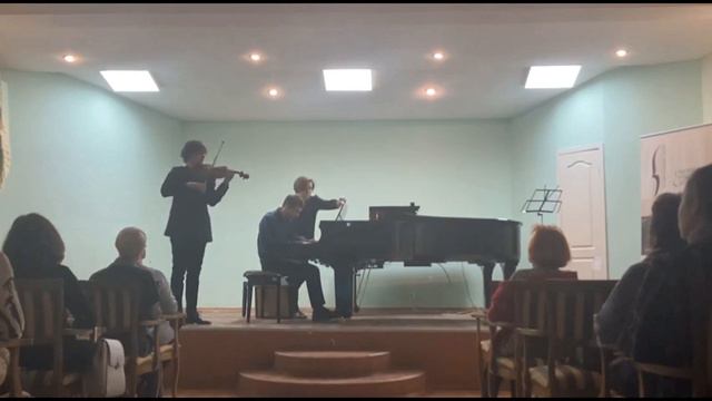 Ravel: Tzigane, Rapsodie de concert (Anton Pyzhov) смотреть онлайн