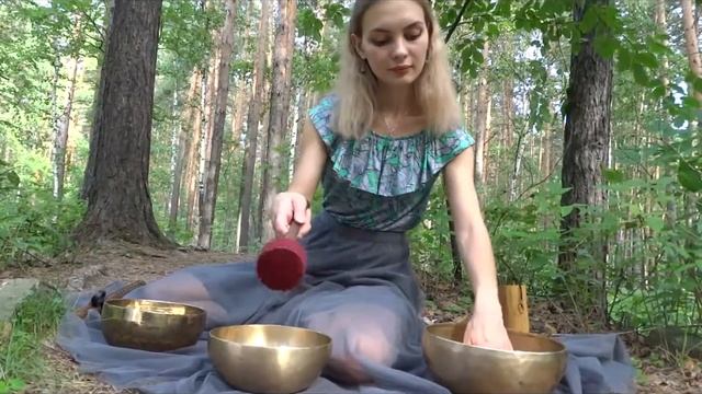 Звукотерапия в лесу флейта любви, чаши, колокольчики. Мастер- Илона Буслаева. смотреть онлайн