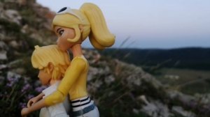 Личность Леди Баг раскрыта, Адриан вспомнил все, что произошло в горах. Адриан и Леди Баг вместе?