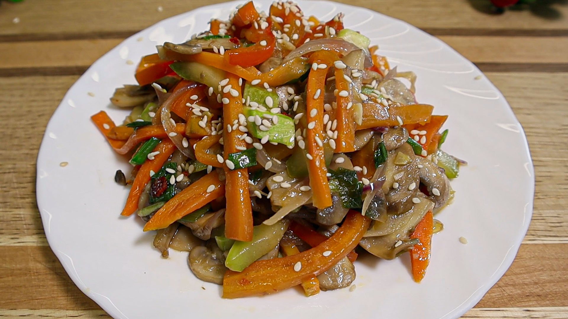 Рецепт овощей с грибами на сковороде