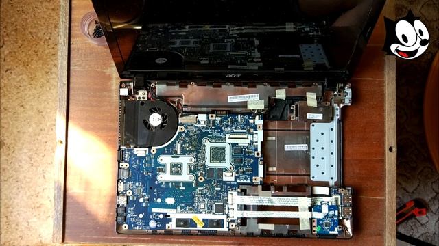 Разобрать и собрать ноутбук Acer Aspire 5551G смотреть онлайн