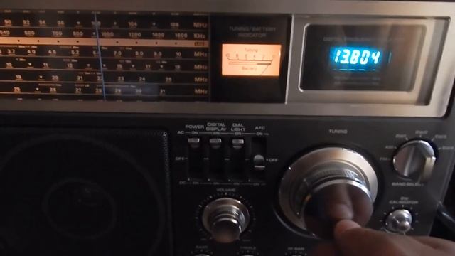 Vintage General Electric Винтаж радио 6 радиостанция модель 7 2990A смотреть онлайн