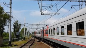 ЧС2Т-1011 с поездом  Санкт-петербург- Кисловодск