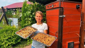 Рваная свинина приготовленная в домашней коптильне.