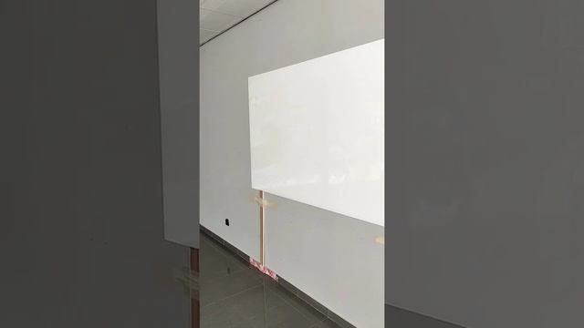 ✔️ Instalación Pizarra de Vidrio Decorativo en Blanco Extraclaro en Arganda | Cristalium