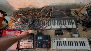 Elektron Syntakt meets Roland and Korg