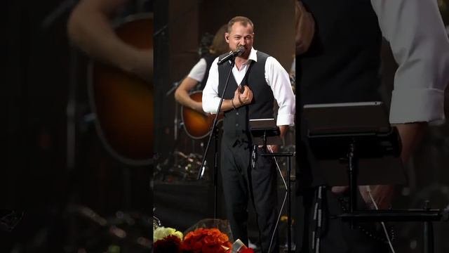 АЛЕКСЕЙ ПЕТРУХИН /Запонки/. ПЕРСПЕКТИВЫ ОТКРЫВАЮТСЯ. СПЕШИТЕ ПРОСЛУШАТЬ...