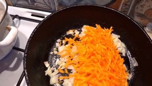РАССОЛЬНИК С ПЕРЛОВКОЙ И СОЛЕНЫМИ ОГУРЦАМИ! ТАКОЙ ВКУСНЫЙ СУП ВЫ ЕЛИ НА ОБЕД!