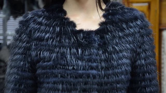 Обзор мехового пальто "Бенигна" из меха бобра, цвет серго #47 смотреть онлайн