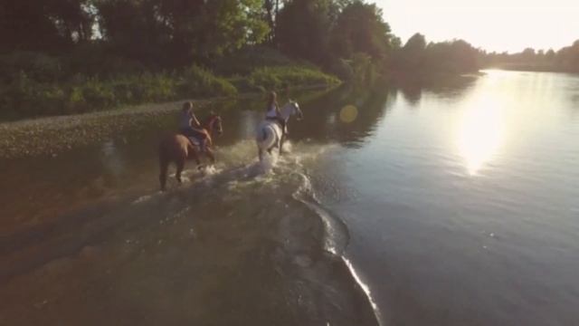 "На деревенском стареньком причале" СТИХИ ДЛЯ ДУШИ. Автор: Вероника Тушнова. Исп, монт: Татьяна Шад смотреть онлайн