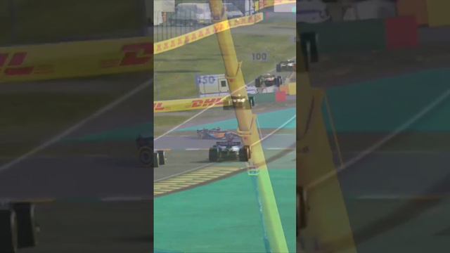 Alex Albon & Daniel Ricciardo Crash - F1 22