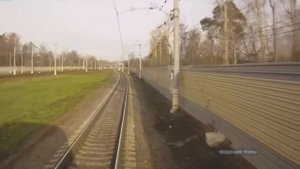 Девушка попала под поезд  Ужас