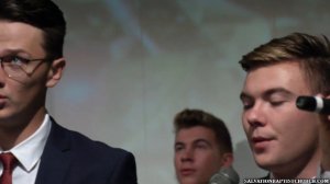 Пение «Бог - Творец земли...» — Группа братьев.