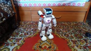 Танцующий РОБОТ