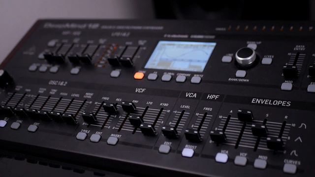 12 Sounds From Behringer DeepMind 12D // Sound Demo