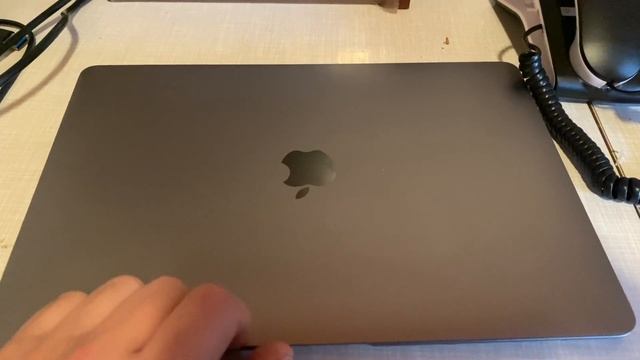 Apagar y encender MacBook Air con M1 смотреть онлайн