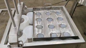 Пресс тележка 170л и Механический пресс для творога и сыра