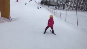 Первая поездка на горнолыжный курорт Сорочаны. С детьми на горных лыжах с детьми