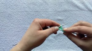 Плотный узор спицами