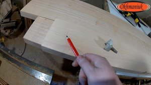 Как сделать простую  двухъярусную кровать своими руками с использованием электроинструмента