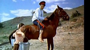 "Казачья Прощальная". Песня посвящена казачеству, верности и казачьим семейным традициям