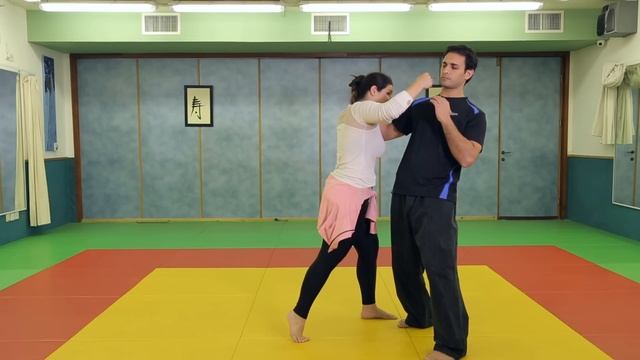 Krav Maga Girl | Attack in the Elevator | How to defend yourself смотреть онлайн