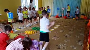 Физкультурный праздник по ПДД «Путешествие в страну дорожных знаков»
