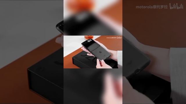 Motorola Razr 2023: The Ultimate Foldable Phone Line: Large External Screen