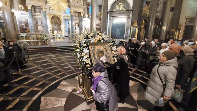 Акафист Казанской иконе Божией Матери в Казанском соборе Санкт-Петербурга