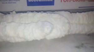 Установка подоконника у пластиковых окон