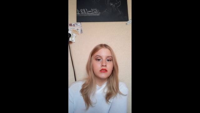 ЧТО ПОДАРИТЬ УЧИТЕЛЮ НА 1 СЕНТЯБРЯ? ДАРИТЬ ЛИ ЦВЕТЫ? КАКИЕ ЕСТЬ ЕЩЕ ВАРИАНТЫ ПОМИМО ЦВЕТОВ?