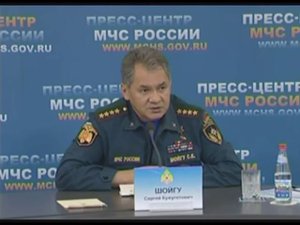 Шойгу: "Я дал Егору Гайдару тысячу автоматов"
