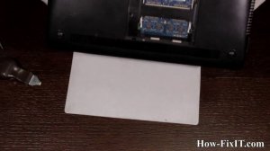 How to install SSD in Asus Eee PC 1215 | Hard Drive replacement