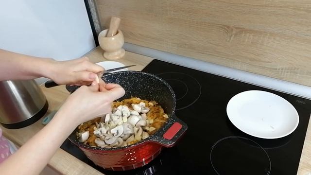 Перловая каша с курицей и грибами. смотреть онлайн