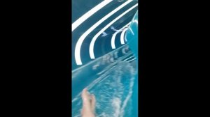 Аквапарк на лайнере MSC World Europa. Вертикальная горка, горка с 5D очками, обзор горок внутри.