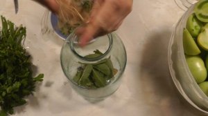 Зеленые помидоры на зиму - рецепт на 3-х литровую банку