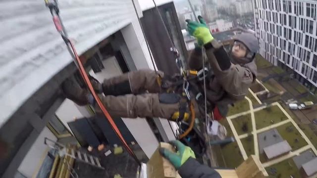 Замена витражного остекления.