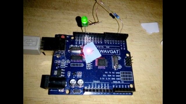 Урок 8. Цифровой и аналоговый выход и сигнал. Понимаем разницу. Что и куда подключить Ардуино. смотреть онлайн