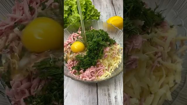 Драники с ветчиной и сыром ? #драникикартофельные #драники #рецепты