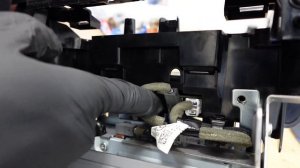 Easy Mazda CX-5 Display screen removal.